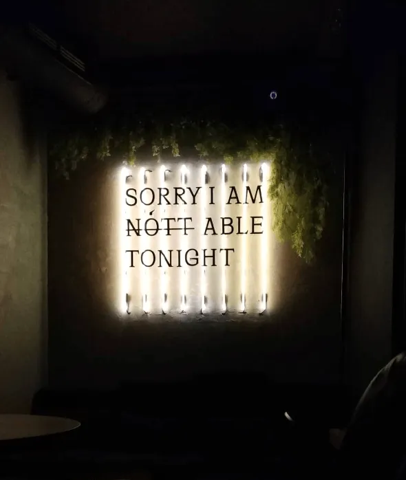 nott-signage-cafe